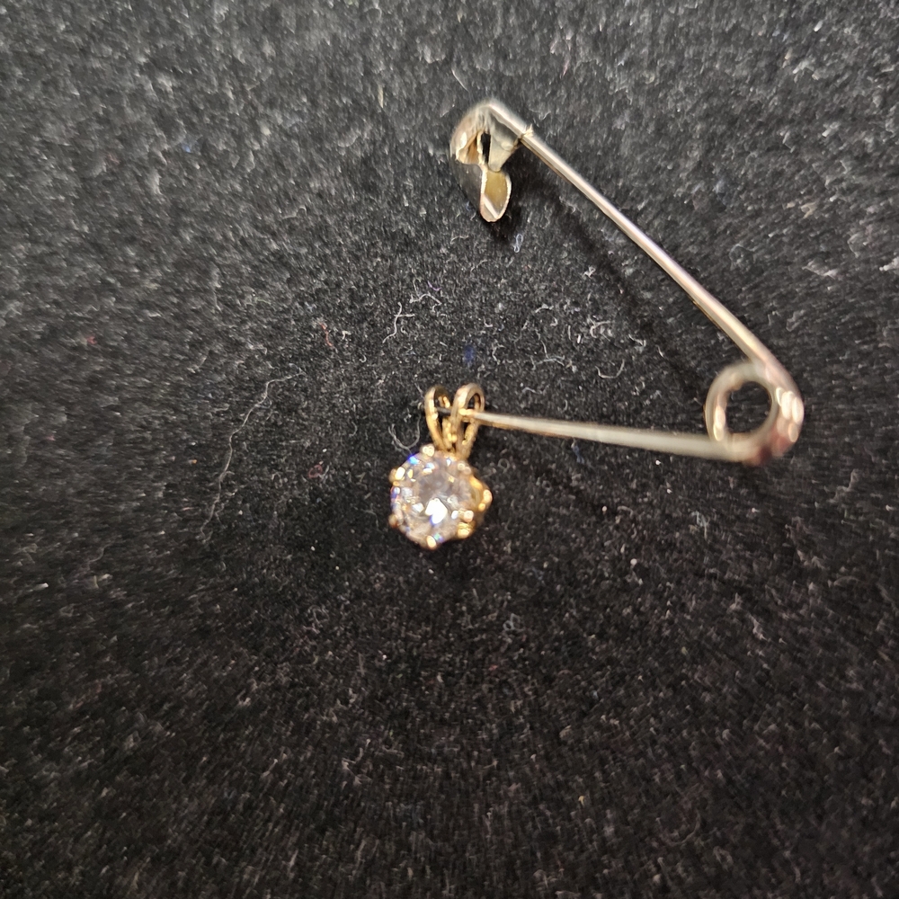 White Topaz Solitiare Gemstone